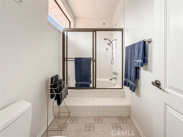 Detail Gallery Image 32 of 48 For 5021 Ambridge Dr, Calabasas,  CA 91301 - 4 Beds | 3 Baths