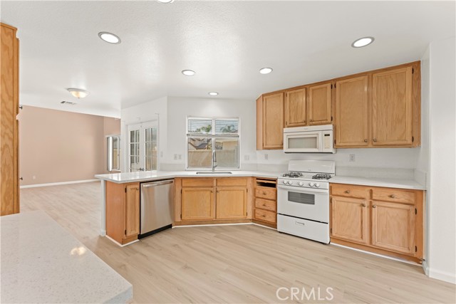 Detail Gallery Image 19 of 52 For 31868 Corte Montoya, Temecula,  CA 92592 - 4 Beds | 3 Baths