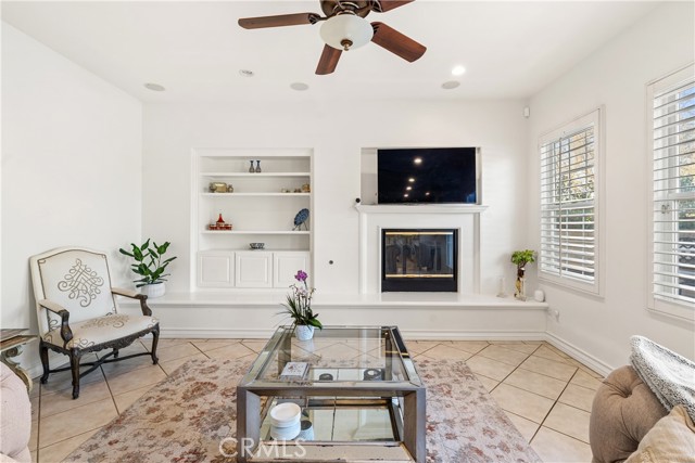 Detail Gallery Image 12 of 37 For 26910 Mirasol St, Valencia,  CA 91355 - 5 Beds | 5 Baths