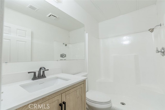 Detail Gallery Image 11 of 25 For 5700 Carbon Canyon Rd #120,  Brea,  CA 92823 - 4 Beds | 2 Baths