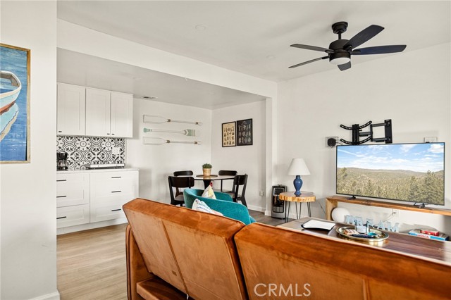 Detail Gallery Image 26 of 46 For 999 Mercury Way, Crestline,  CA 92325 - 4 Beds | 3/1 Baths