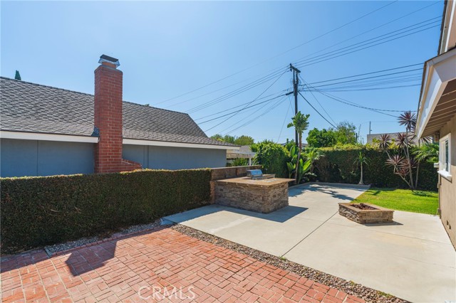 Detail Gallery Image 33 of 45 For 15871 Belfast Ln, Huntington Beach,  CA 92647 - 3 Beds | 2/1 Baths