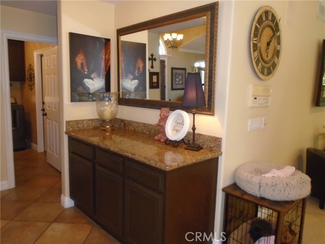 1535 Via Arroyo, La Verne CA: https://media.crmls.org/medias/4f048fcc-886e-4ba5-aa18-59e2aef48f97.jpg