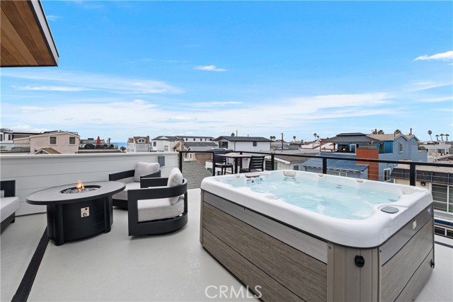 Detail Gallery Image 20 of 38 For 128 39th, Newport Beach,  CA 92663 - – Beds | – Baths