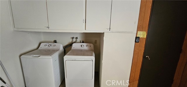 Detail Gallery Image 11 of 13 For 19268 Elm, Apple Valley,  CA 92308 - 2 Beds | 2 Baths