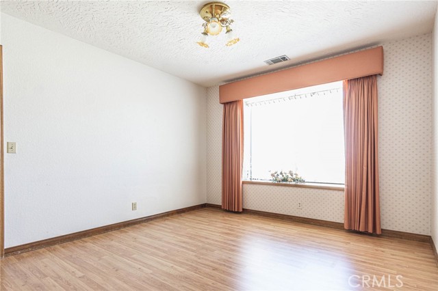 Detail Gallery Image 36 of 75 For 7040 Kenyon Ave, Hesperia,  CA 92345 - 3 Beds | 2/1 Baths