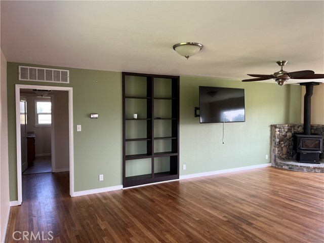 Detail Gallery Image 7 of 26 For 11122 Schafer Ave, Los Molinos,  CA 96055 - 3 Beds | 2 Baths