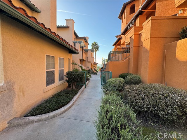 Detail Gallery Image 18 of 20 For 3711 Baldwin St #702,  Los Angeles,  CA 90031 - 2 Beds | 2/1 Baths