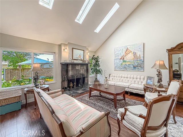 Detail Gallery Image 10 of 45 For 8371 Capistrano Ave, West Hills,  CA 91304 - 5 Beds | 3 Baths