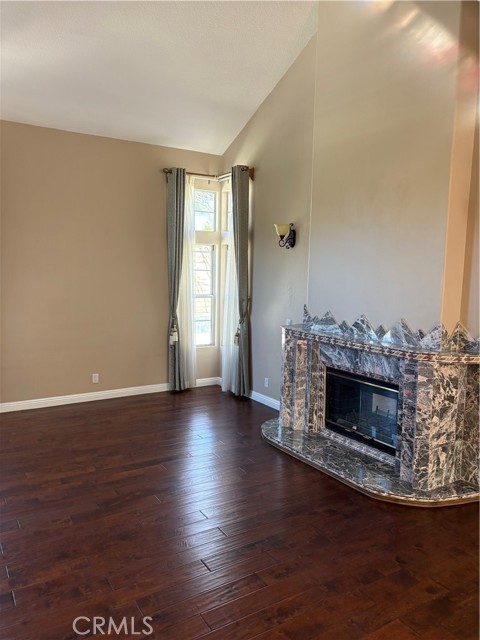 Detail Gallery Image 4 of 38 For 14403 Autumn Hill, Chino Hills,  CA 91709 - 4 Beds | 2/1 Baths