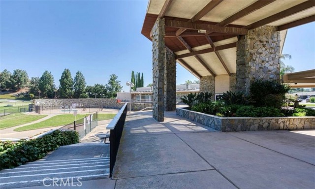 Detail Gallery Image 39 of 66 For 26832 Avenue of the Oaks #D,  Newhall,  CA 91321 - 2 Beds | 2 Baths