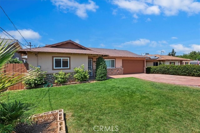 Detail Gallery Image 3 of 24 For 12446 1st, Yucaipa,  CA 92399 - 2 Beds | 1/1 Baths