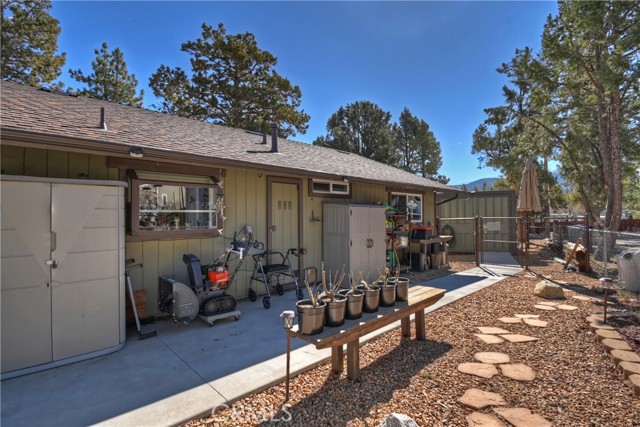Detail Gallery Image 15 of 17 For 437 San Martin, Big Bear City,  CA 92314 - 2 Beds | 1 Baths