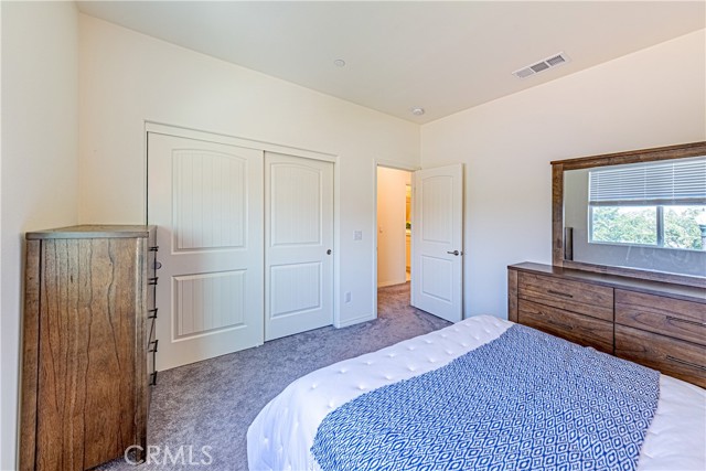 4040 S Bowery Place, Ontario CA: https://media.crmls.org/medias/4f099e39-a230-4646-9647-8da58c9d8cb2.jpg