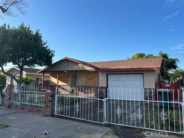 Detail Gallery Image 2 of 29 For 1311 W 1st St, Merced,  CA 95341 - 4 Beds | 2 Baths