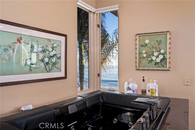 Detail Gallery Image 19 of 55 For 35121 Beach Rd, Dana Point,  CA 92624 - 5 Beds | 5/2 Baths