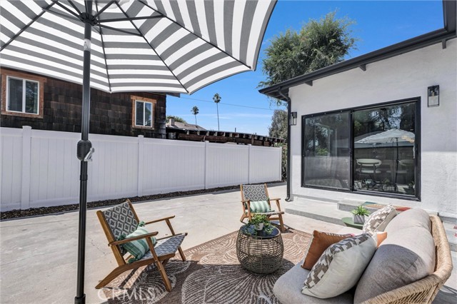 Detail Gallery Image 36 of 37 For 808 S Los Robles Ave, Pasadena,  CA 91106 - 3 Beds | 3 Baths