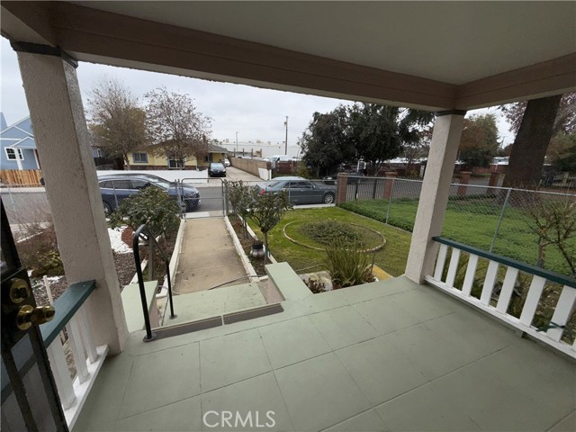 1610 Basler, Sacramento CA: https://media.crmls.org/medias/4f0b11c9-f244-481a-979f-88d1f30b6243.jpg