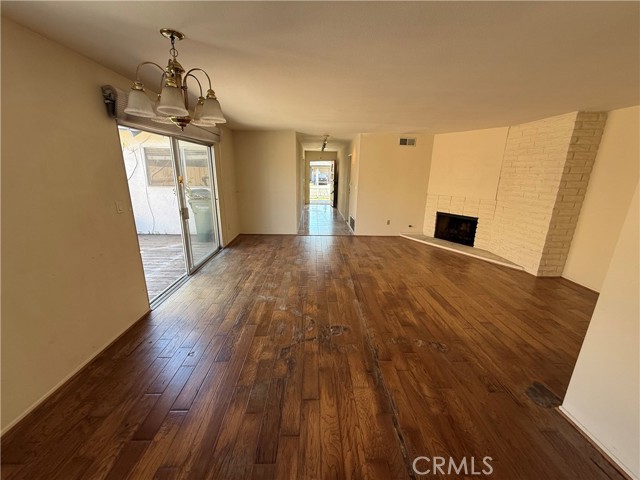 Detail Gallery Image 7 of 16 For 6441 Saint Paul Cir, Huntington Beach,  CA 92647 - 4 Beds | 3 Baths