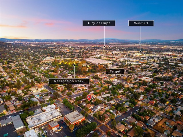 518 E Lime, Monrovia CA: https://media.crmls.org/medias/4f0c0912-b772-46f6-b2cf-d0cdb4618ce7.jpg