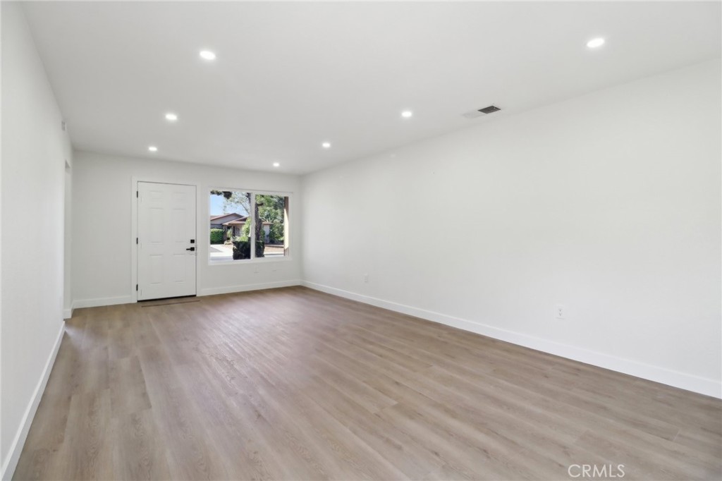 MLS #SW25117107 image #4
