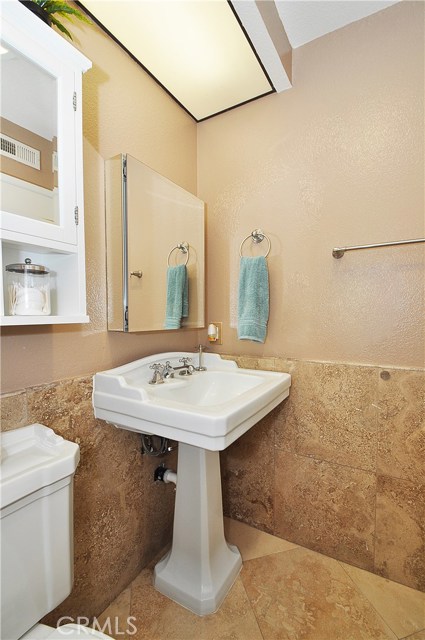 1821 Caddington, Rancho Palos Verdes, California 90275, 2 Bedrooms Bedrooms, ,Residential,Sold,Caddington,PV17036916