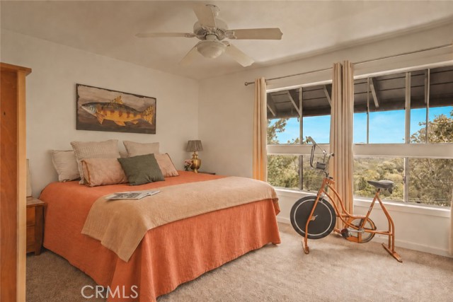 1284 Cortina, Lake Arrowhead, CA 92352