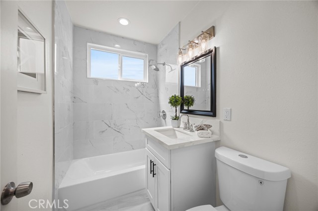 Image 19 of 37 For 2024 Grandridge Ave