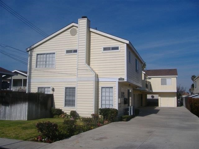 Image 2 for 711 Williams Dr, Huntington Beach, CA 92648