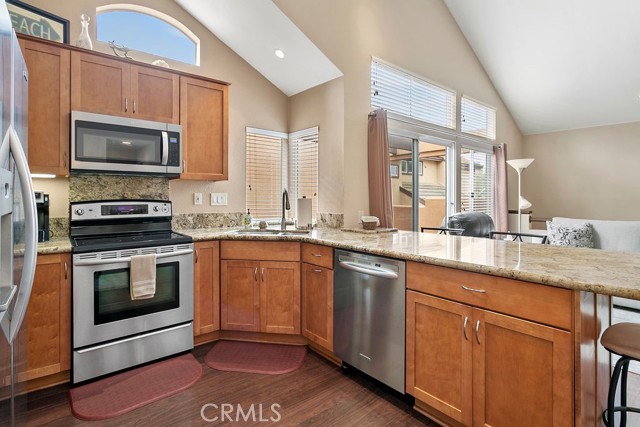 9 Silvertide Drive, Dana Point CA: https://media.crmls.org/medias/4f0f332b-af8c-499e-a6e0-1dfb63ae337c.jpg