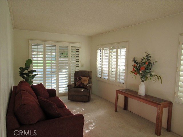 Detail Gallery Image 9 of 25 For 42090 Diadomite Way, Palm Desert,  CA 92260 - 2 Beds | 2 Baths