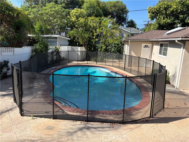 21327 De La Osa, Woodland Hills CA: https://media.crmls.org/medias/4f101272-aea8-466c-a587-85a3fdb7b1da.jpg