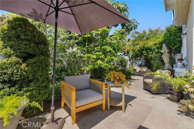 226 Greenmoor, Irvine CA: https://media.crmls.org/medias/4f10bc56-cec9-4182-92c5-bdfcb0c739fe.jpg