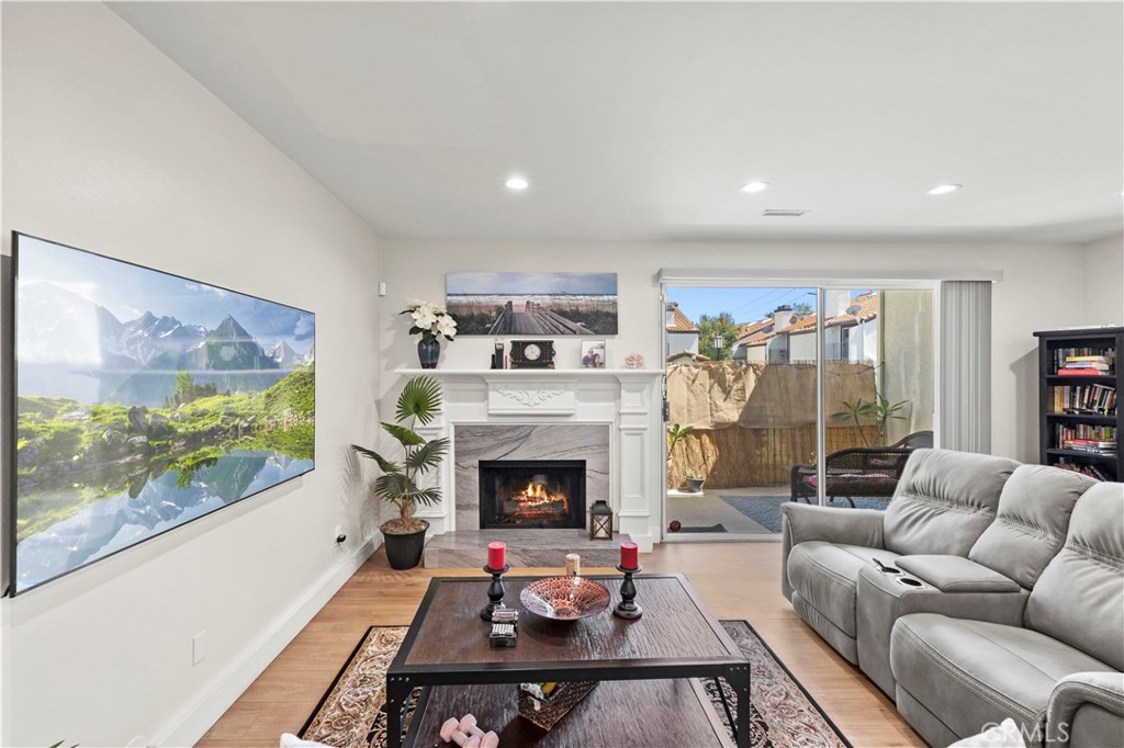 MLS #SR25179118 image #12