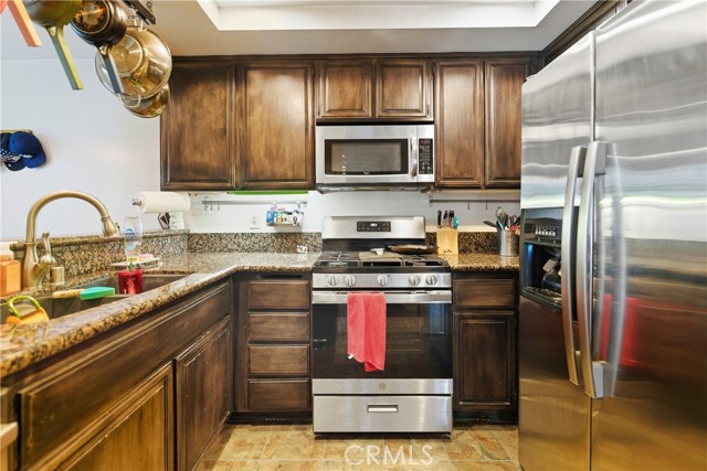 Detail Gallery Image 6 of 18 For 1440 Brett #61,  San Pedro,  CA 90732 - 1 Beds | 1 Baths