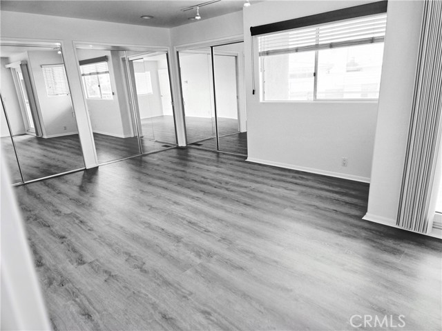 409 15th Street, Manhattan Beach CA: https://media.crmls.org/medias/4f12ee4c-3182-49dd-b78d-d7195f3e1350.jpg