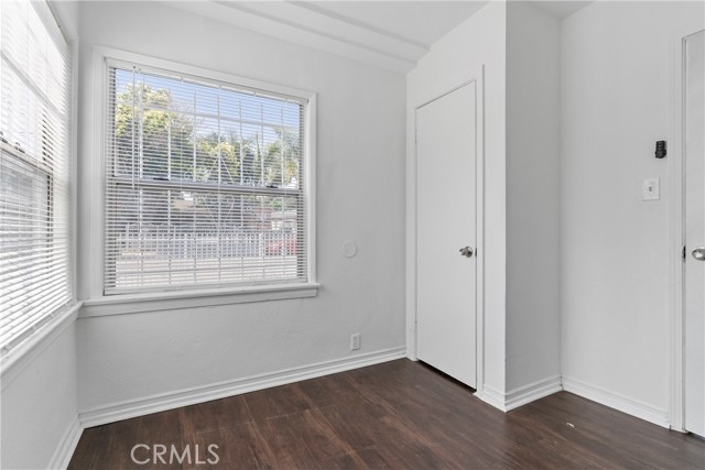 2227 E 112th Street, Los Angeles CA: https://media.crmls.org/medias/4f133376-0243-4b99-89e0-7fd916e590fe.jpg