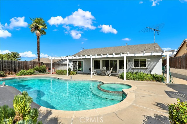Detail Gallery Image 24 of 40 For 1646 Calle Miradero, San Dimas,  CA 91773 - 4 Beds | 2 Baths