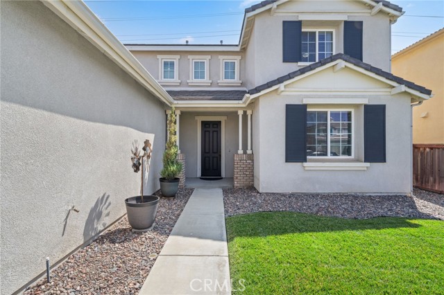 Detail Gallery Image 2 of 39 For 29499 Camino Cristal, Menifee,  CA 92584 - 4 Beds | 2/1 Baths