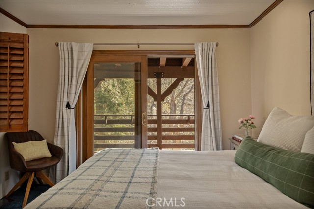 Detail Gallery Image 27 of 45 For 915 Trinity, Lake Arrowhead,  CA 92352 - 5 Beds | 3/1 Baths
