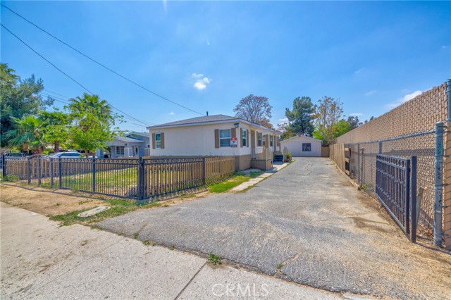 Details for 164 Santa Fe Avenue, San Jacinto, CA 92583