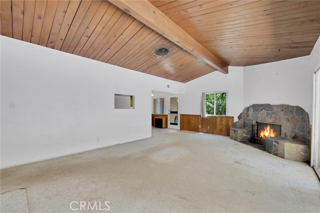 Detail Gallery Image 12 of 37 For 21724 Chatsworth St, Chatsworth,  CA 91311 - 3 Beds | 2 Baths