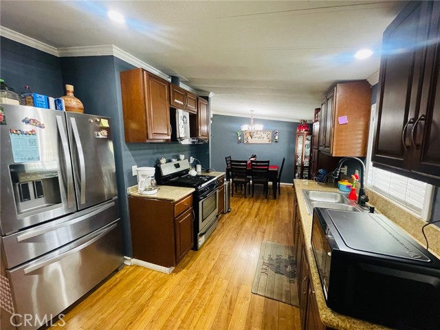 Detail Gallery Image 5 of 33 For 17400 Valley Blvd #66,  Fontana,  CA 92335 - 3 Beds | 2 Baths