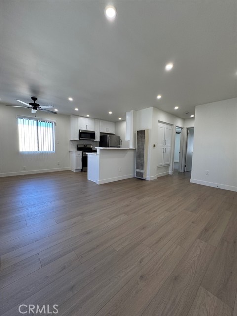 Detail Gallery Image 4 of 24 For 1661 W 158th St #205,  Gardena,  CA 90247 - 2 Beds | 2 Baths