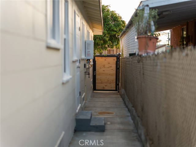 Detail Gallery Image 48 of 59 For 3453 Estrada, Los Angeles,  CA 90023 - 2 Beds | 2 Baths