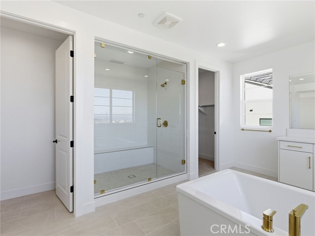 Detail Gallery Image 26 of 41 For 27558 Juniper Ln, Valencia,  CA 91381 - 5 Beds | 4/1 Baths