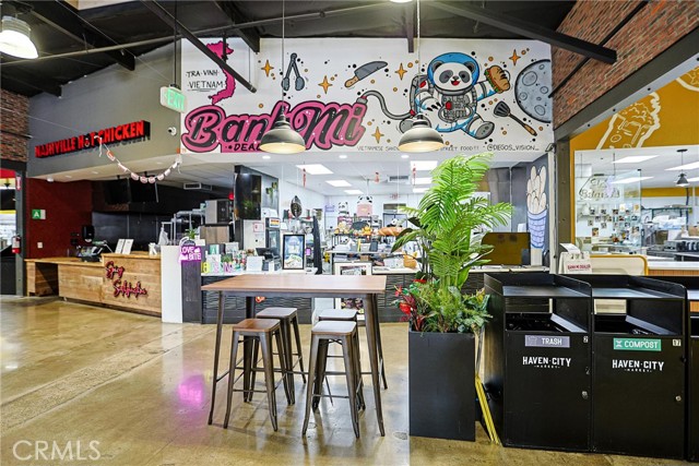 989 S Glendora Avenue, West Covina CA: https://media.crmls.org/medias/4f172a44-a0a2-4ce1-9f8c-17102e3848ad.jpg