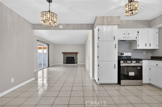 Detail Gallery Image 6 of 32 For 4731 Hamilton Avenue, Oxnard,  CA 93033 - 4 Beds | 2 Baths