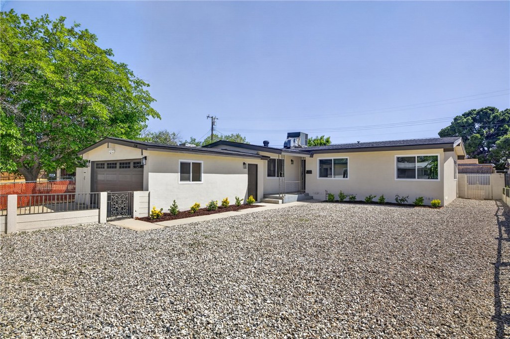 714 W Avenue H9