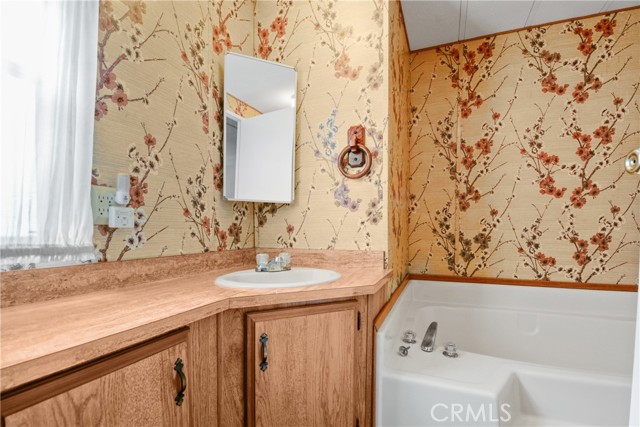 Detail Gallery Image 14 of 22 For 3530 Damien Ave #142,  La Verne,  CA 91750 - 2 Beds | 2 Baths